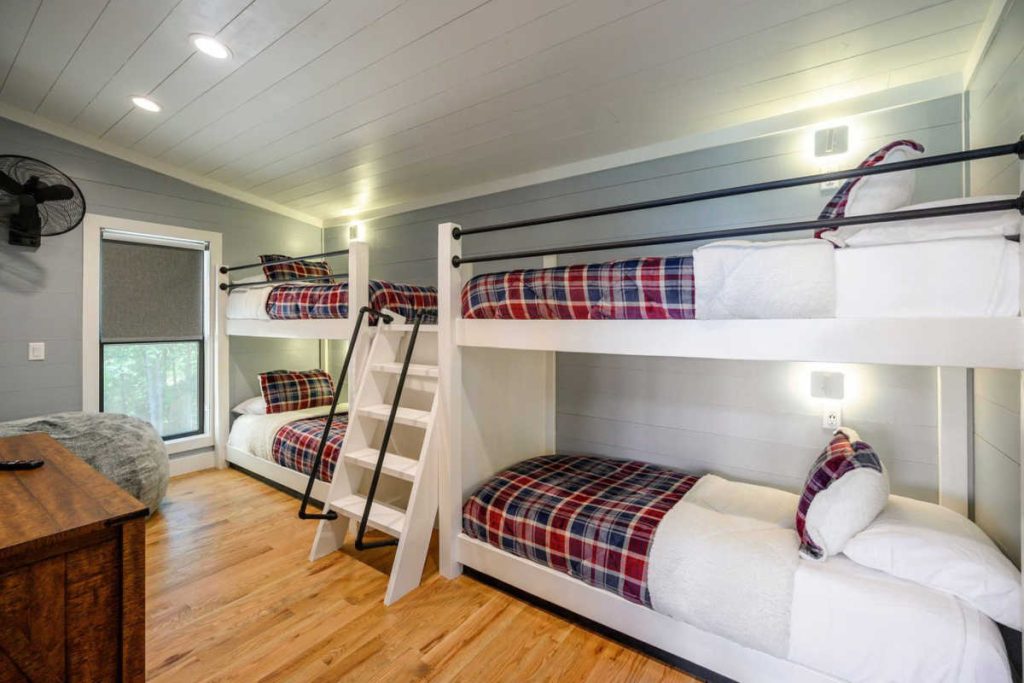 Bunk Room Skyfall Lodge